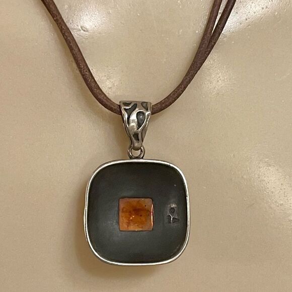 Retired Silpada Square Natural Amber Sterling Silver Slide Silpada Leather Cord - Picture 12 of 16